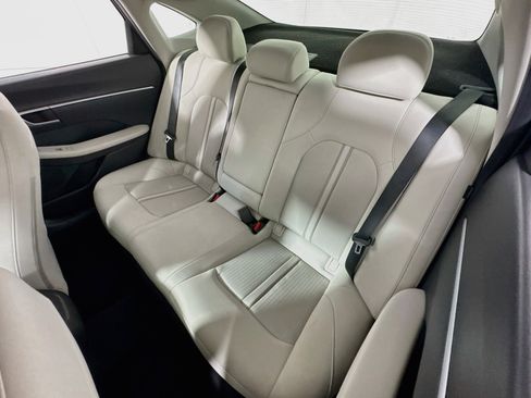 Used 2025 Hyundai Sonata SEL FWD image 21