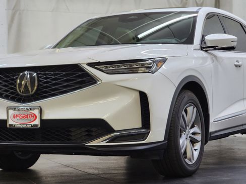 Used 2025 Acura MDX SH-AWD image 11