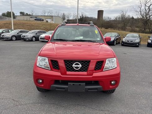 Used 2011 Nissan Frontier PRO-4X w/ Pro-4x Luxury Pkg image 3