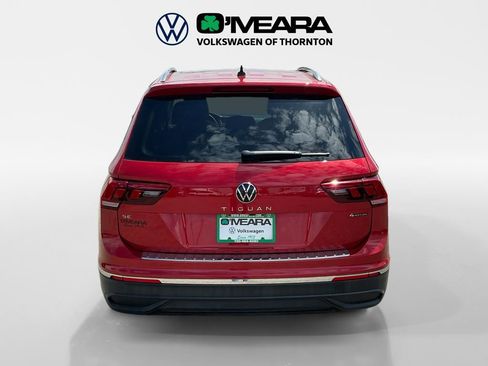 Used 2023 Volkswagen Tiguan SE AWD/4WD image 4