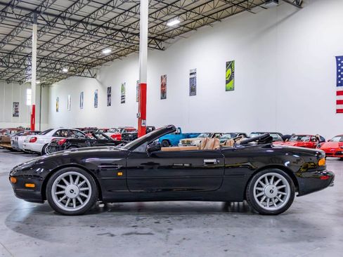Used 1997 Aston Martin DB7 Volante RWD image 3