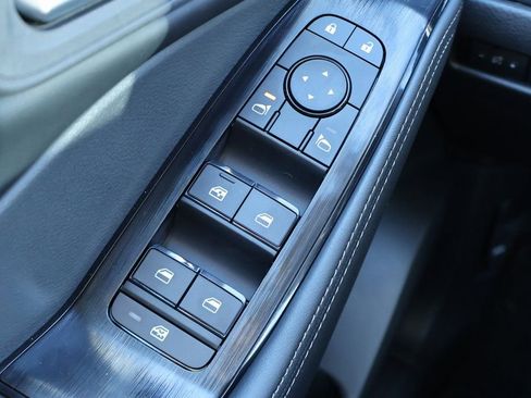 New 2026 Nissan Rogue SV image 14