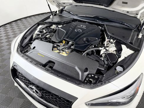 Used 2019 INFINITI Q50 Luxe w/ Essential Package (3.0T Luxe) AWD/4WD image 20