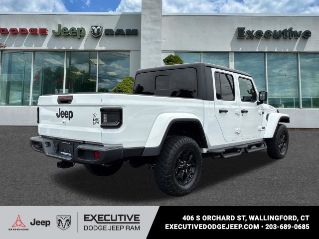 Used 2022 Jeep Gladiator Sport AWD/4WD image 4