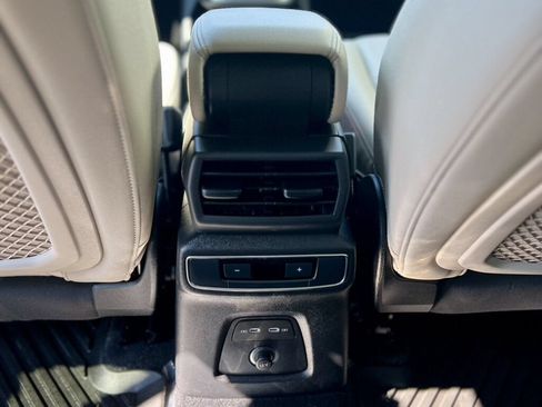 Used 2024 Audi Q4 e-tron Premium w/ Convenience Package AWD/4WD image 18