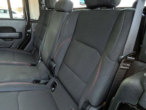 Used 2023 Jeep Gladiator Rubicon image 28