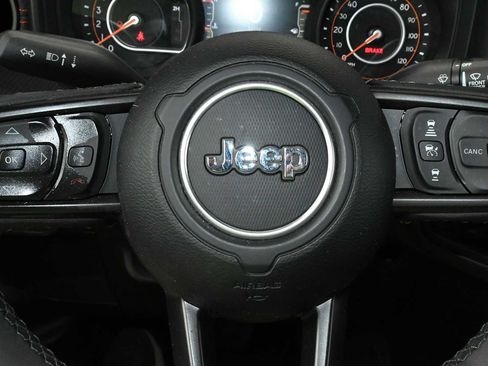 Used 2026 Jeep Gladiator Rubicon AWD/4WD image 19
