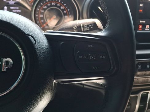 Used 2022 Jeep Wrangler Unlimited Sport AWD/4WD image 21