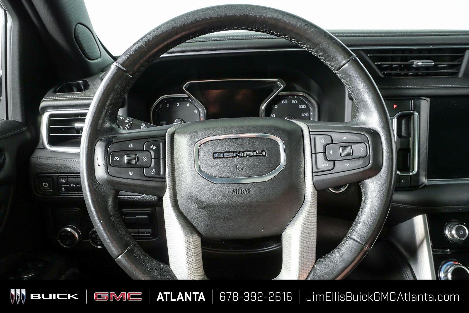 Used 2021 GMC Yukon Denali w/ Denali Ultimate Package RWD image 11