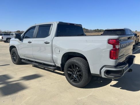 Used 2024 Chevrolet Silverado 1500 Custom w/ Turbomax Blackout Package image 8