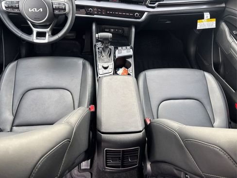 Certified 2025 Kia Sportage EX w/ Premium Package image 21