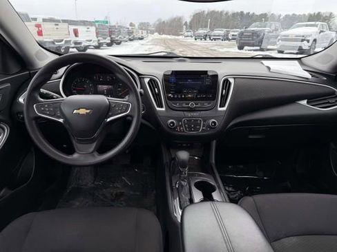 Used 2024 Chevrolet Malibu LT image 13