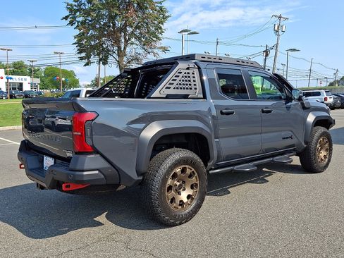 Used 2024 Toyota Tacoma 4x4 Double Cab Hybrid image 6