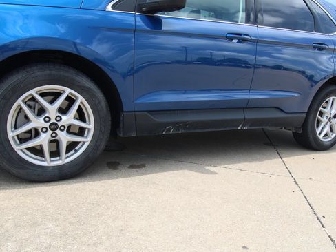Used 2024 Ford Edge SEL AWD/4WD image 10
