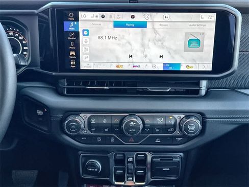 New 2026 Jeep Wrangler Unlimited Rubicon image 16