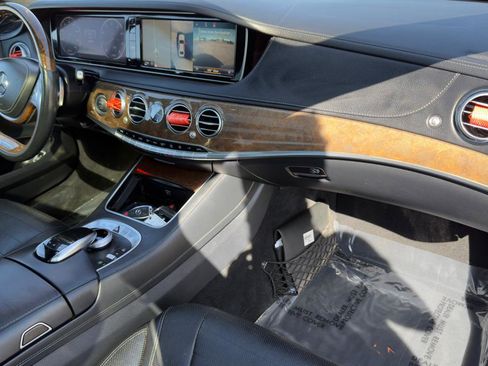 Used 2015 Mercedes-Benz S 550 4dr Sdn S 550 4MATIC image 62