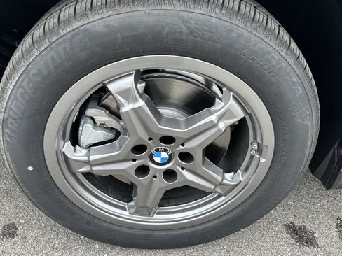 Used 2025 BMW X1 xDrive28i w/ Convenience Package AWD/4WD image 12