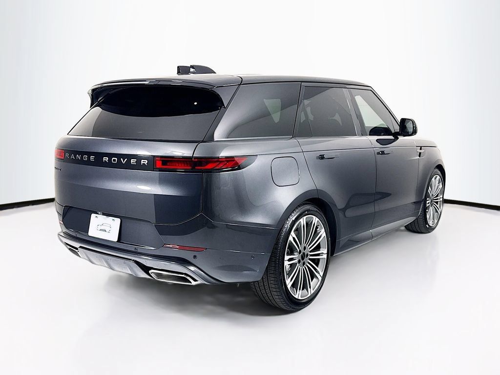 New 2026 Land Rover Range Rover Sport Dynamic SE AWD/4WD image 5
