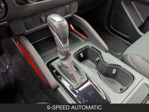 Used 2025 Nissan Frontier PRO-4X AWD/4WD image 16