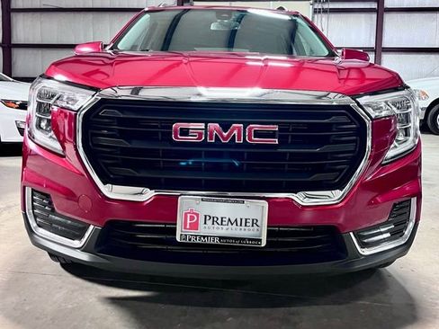 Used 2022 GMC Terrain SLE w/ Driver Convenience Package AWD/4WD image 7