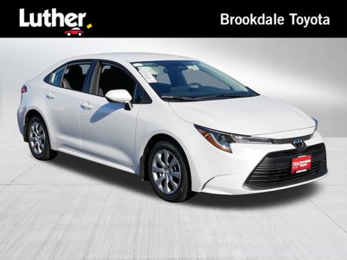 Certified 2026 Toyota Corolla LE image 1