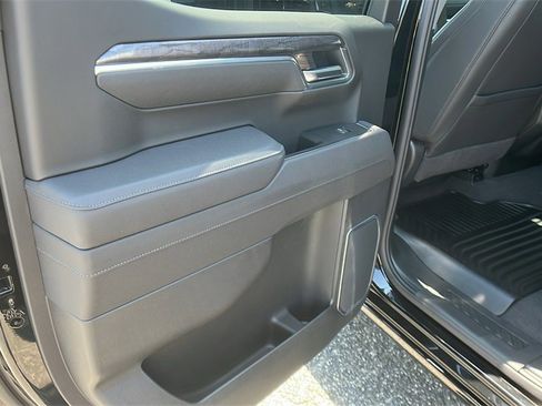 New 2026 Chevrolet Silverado 1500 LTZ w/ LTZ Premium Package image 17