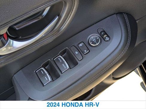 Used 2024 Honda HR-V EX-L image 13