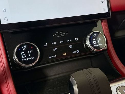 Used 2021 Jaguar F-PACE R-Dynamic S AWD/4WD image 23