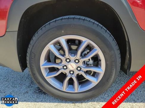 Used 2023 GMC Terrain SLT w/ LPO, Floor Liner Package AWD/4WD image 5
