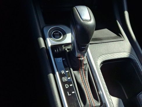Certified 2024 Nissan Sentra SR FWD image 14