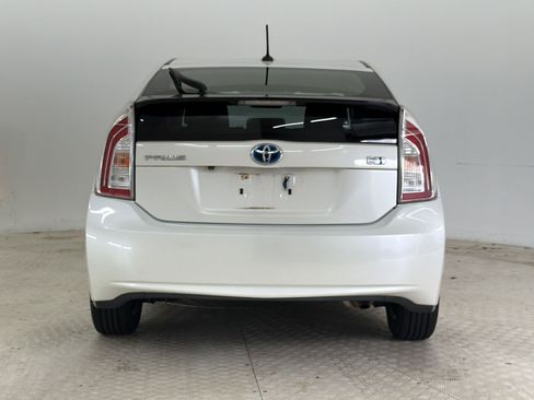 Used 2015 Toyota Prius Three FWD image 10