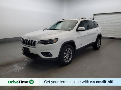 Used 2019 Jeep Cherokee Latitude Plus w/ Cold Weather Group AWD/4WD image 1