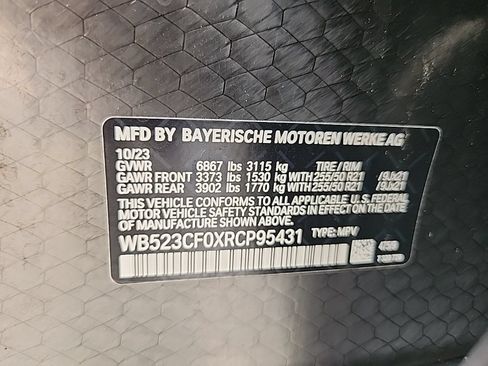 Used 2024 BMW iX xDrive50 w/ Premium Package AWD/4WD image 8