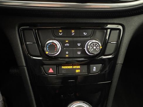 Used 2018 Buick Encore Preferred FWD image 25