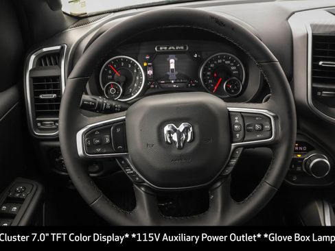 New 2026 RAM 1500 4x4 Crew Cab image 32