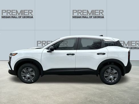 New 2026 Nissan Kicks S FWD image 8