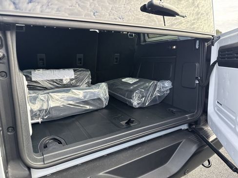 New 2025 Ford Bronco Badlands image 20