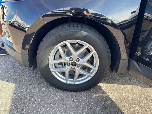 Certified 2024 Ford Edge SEL w/ Convenience Package image 34