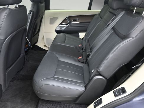 Used 2024 Land Rover Range Rover Long Wheelbase SE AWD/4WD image 5