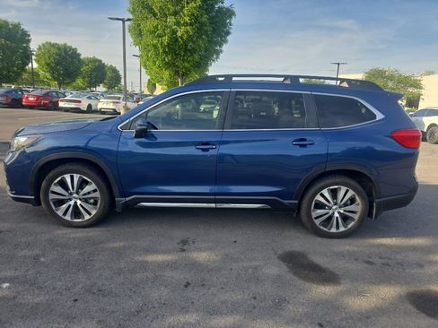 Used 2022 Subaru Ascent Limited w/ Technology Package image 2