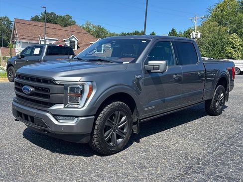 Used 2023 Ford F150 Lariat w/ Equipment Group 502A High AWD/4WD image 3