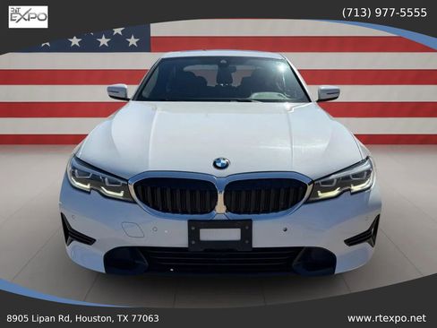 Used 2020 BMW 330i Sedan w/ Convenience Package image 3