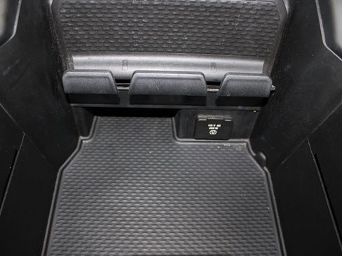 Used 2023 RAM 1500 Limited w/ Body Color Bumper Group image 51