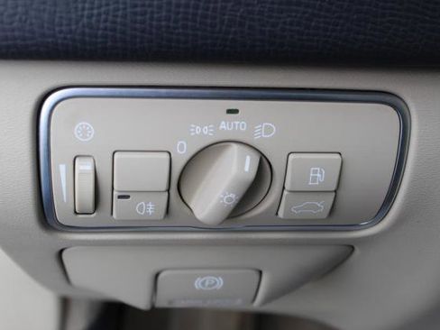 Used 2015 Volvo XC60 T6 image 15