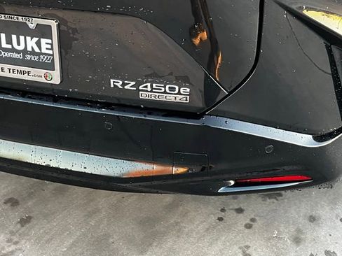 Used 2023 Lexus RZ 450e Premium image 8