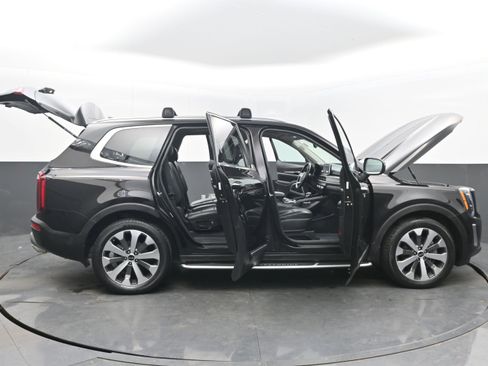 Used 2021 Kia Telluride S image 45