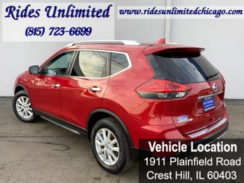 Used 2017 Nissan Rogue SV w/ SV Premium Package image 4