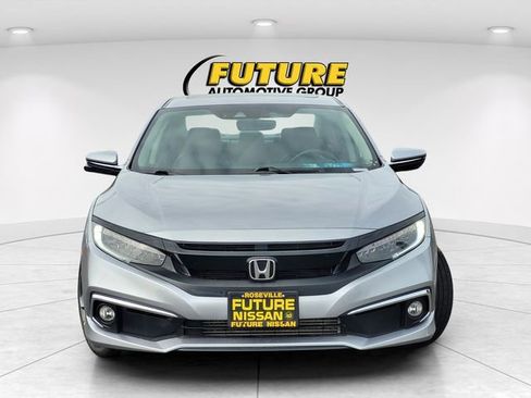 Used 2020 Honda Civic Touring image 2