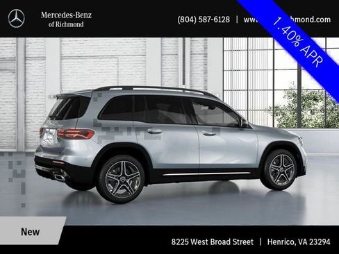 Used 2025 Mercedes-Benz GLB 250 4MATIC image 19