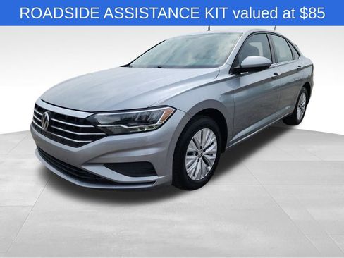 Used 2019 Volkswagen Jetta S w/ Driver Assistance Package image 3